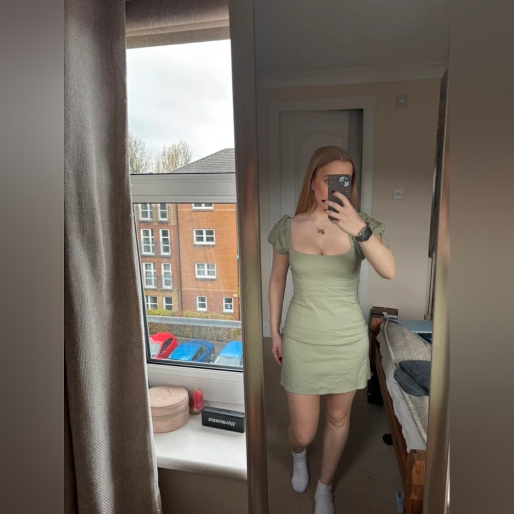 Elegant Green Puff Sleeve Dress